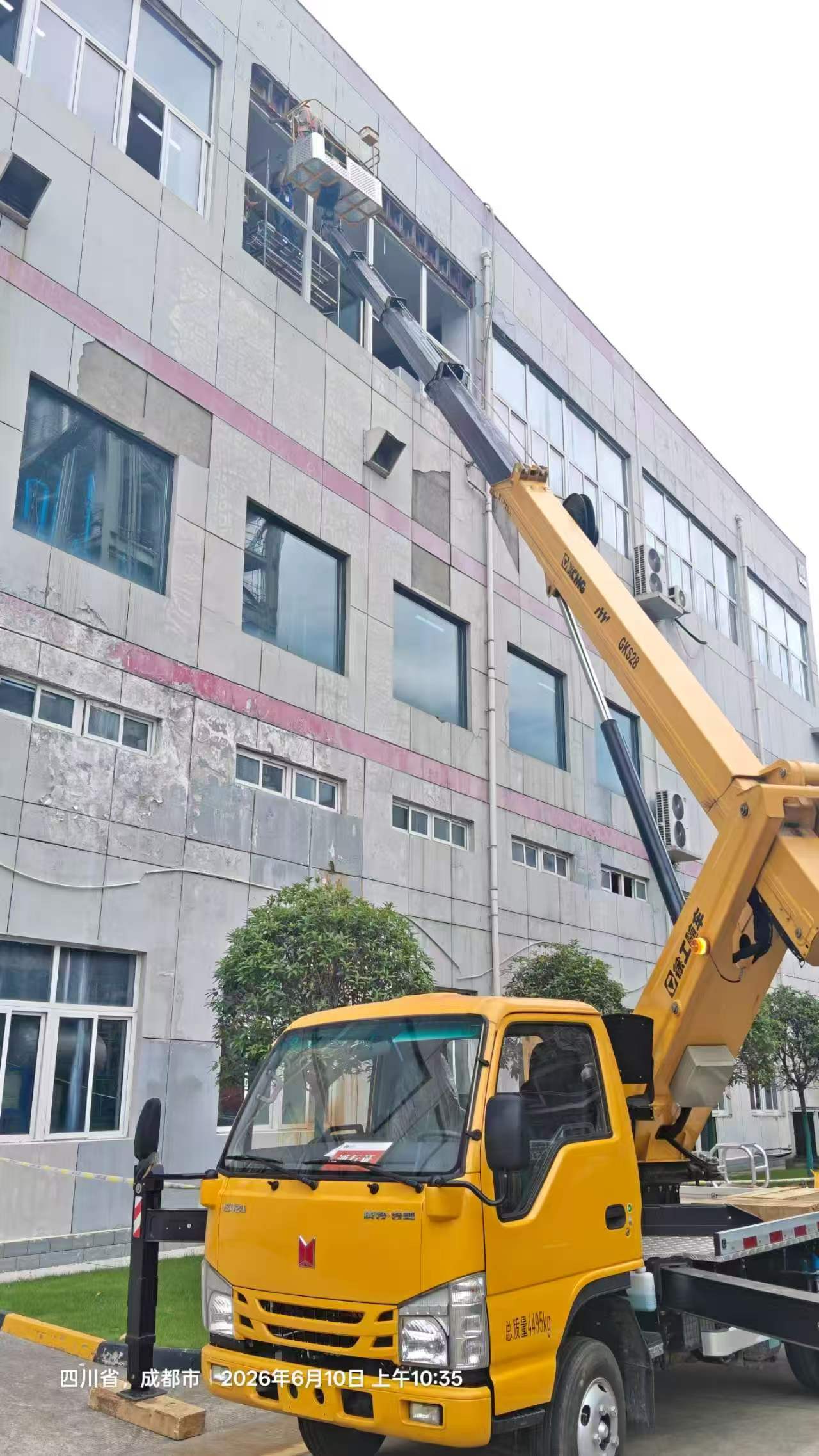 成都车载式高空作业车租赁
